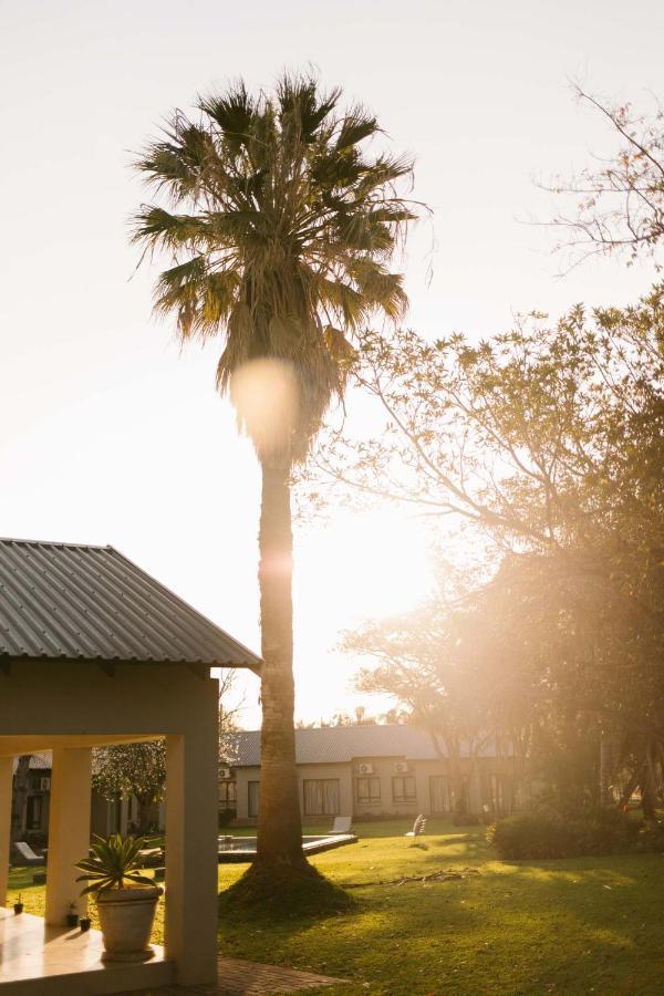 Hamiltons Lodge & Restaurant Malalane Exterior photo