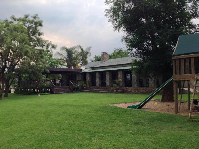 Hamiltons Lodge & Restaurant Malalane Exterior photo